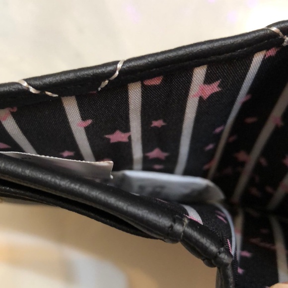 Betsey Johnson Luv Betsey Snap Card Wallet Black & Nude White Stitched Heart NWT - Picture 12 of 16